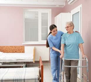 Different Types of Home Health Aides Offered in Philadelphia Dementia care