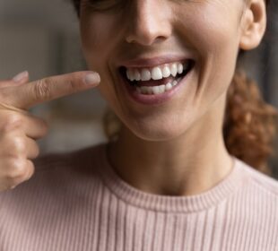 Transform Your Smile with Seattle Invisalign: The Perfect Solution for Straighter Teeth Straighter Teeth