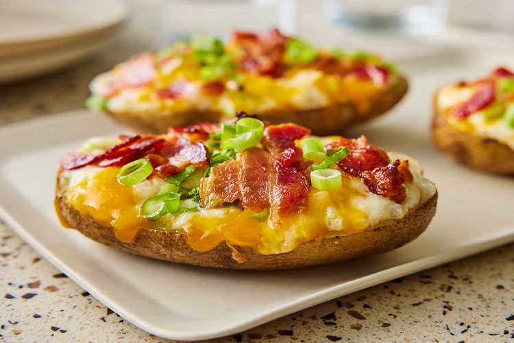 Prep To Plate: How Long To Bake Potatoes In The Oven For Ideal Texture? Bake Potatoes